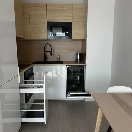 Apartment Amazing 1br & 1lr Very *