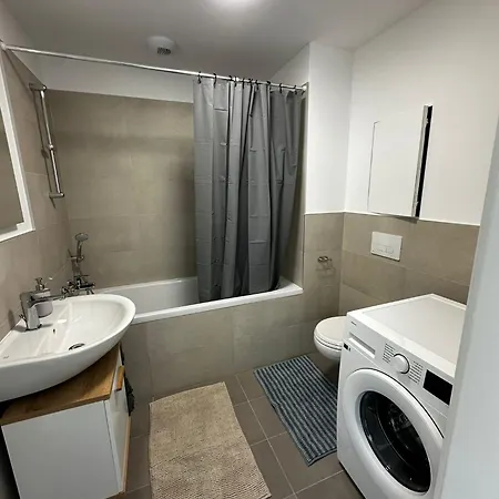 公寓 Amazing 1br & 1lr Very 布拉迪斯拉发